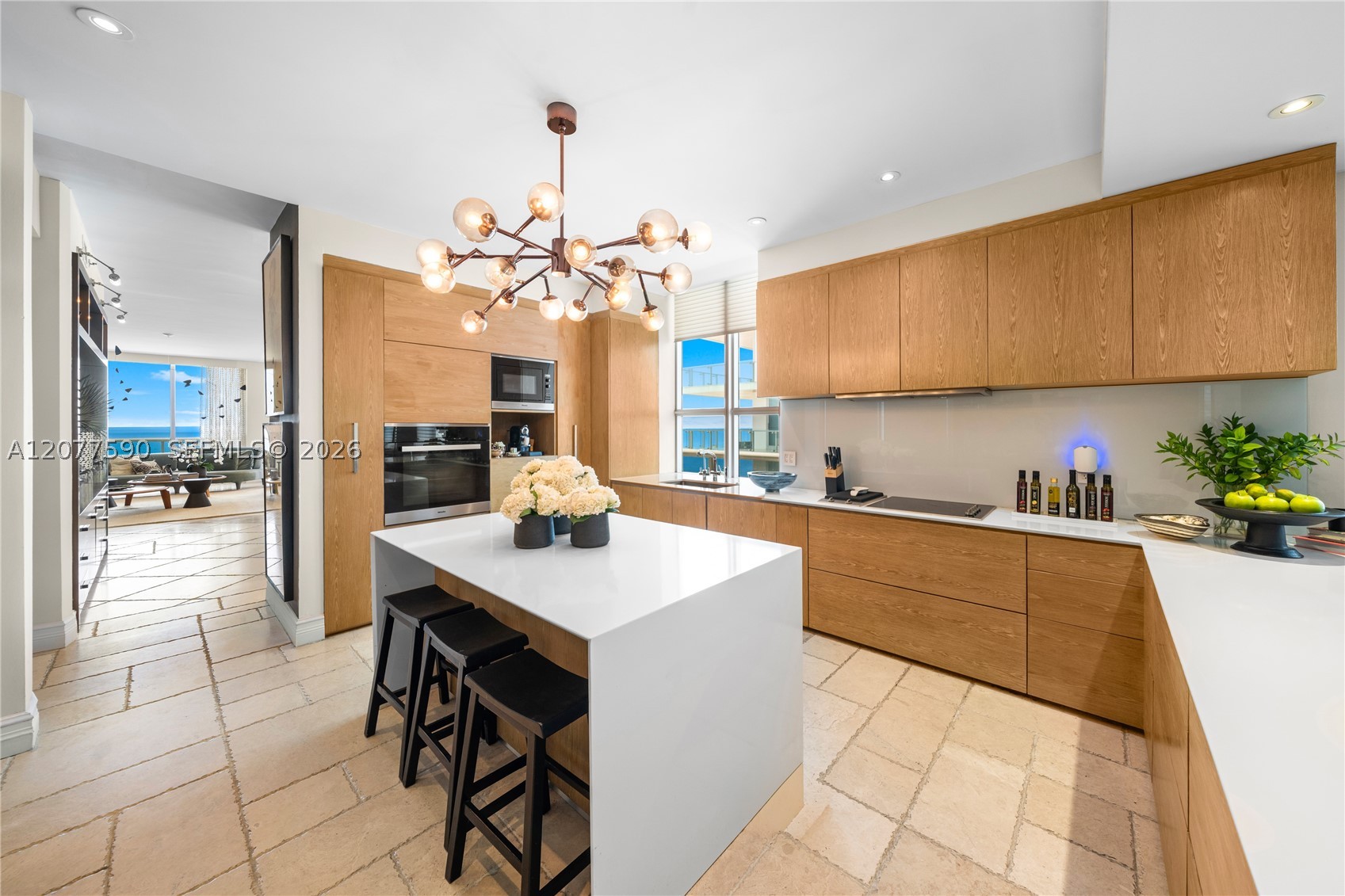 5801 Collins Ave #PH1600 Miami Beach, FL 33140
