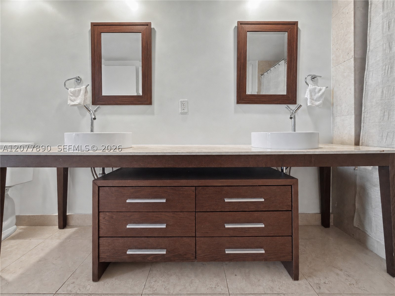 image Icon Brickell II13