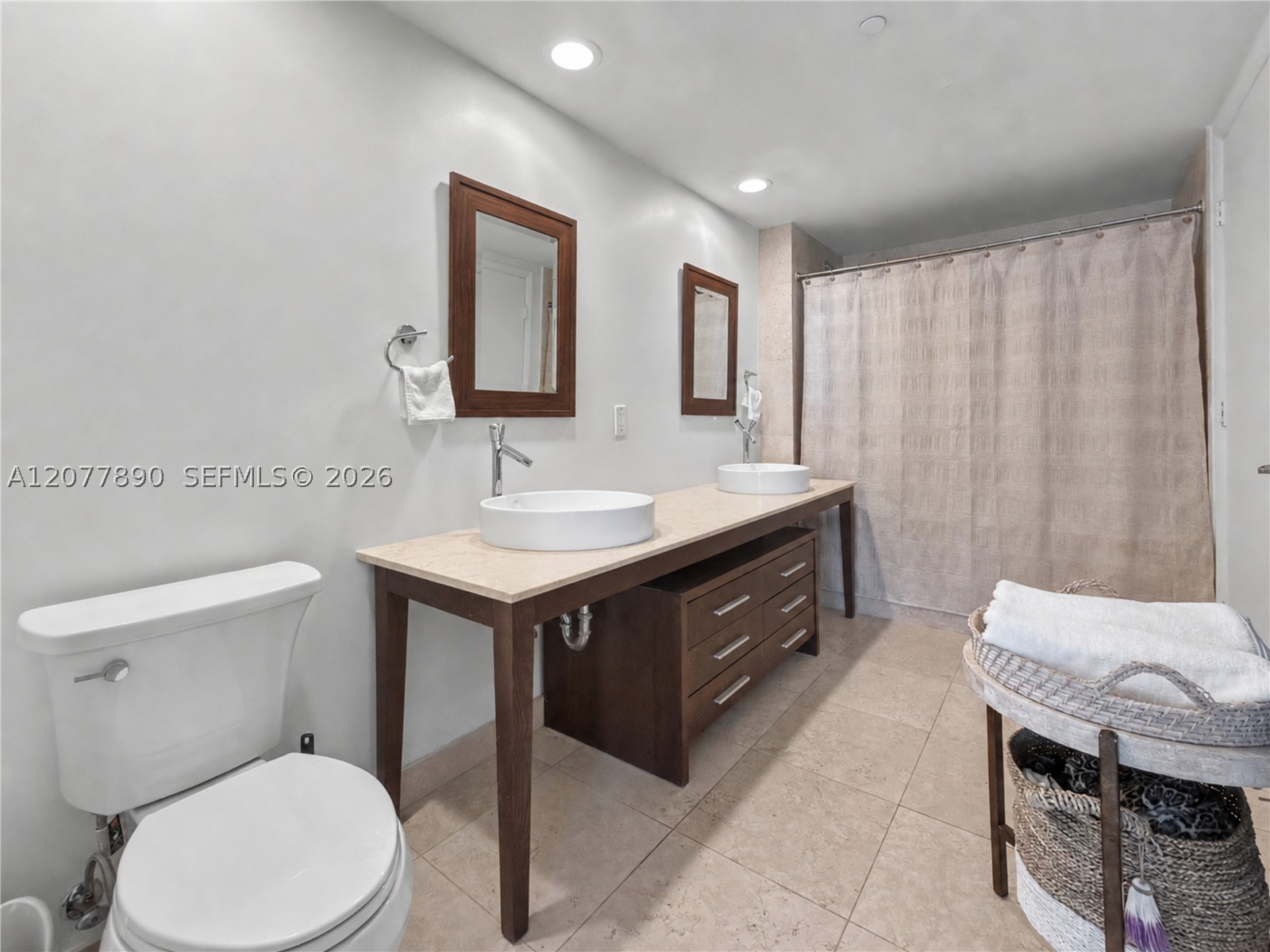 image Icon Brickell II14
