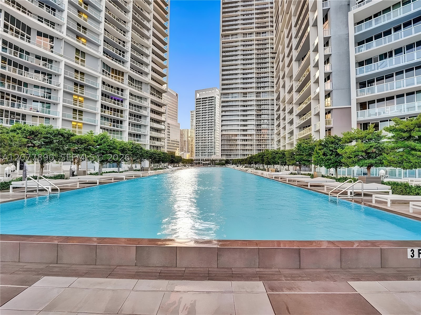 image Icon Brickell II23