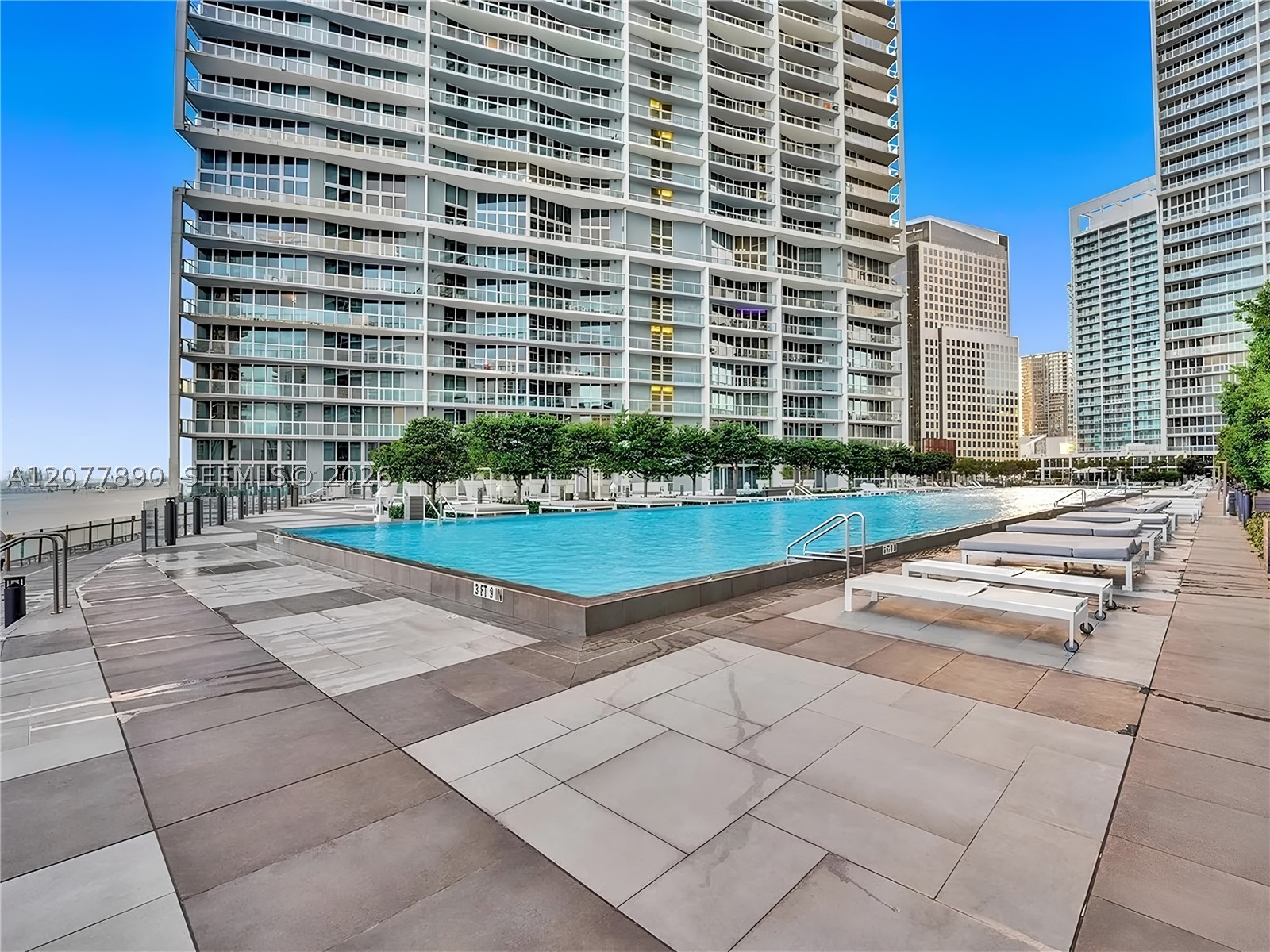 image Icon Brickell II25