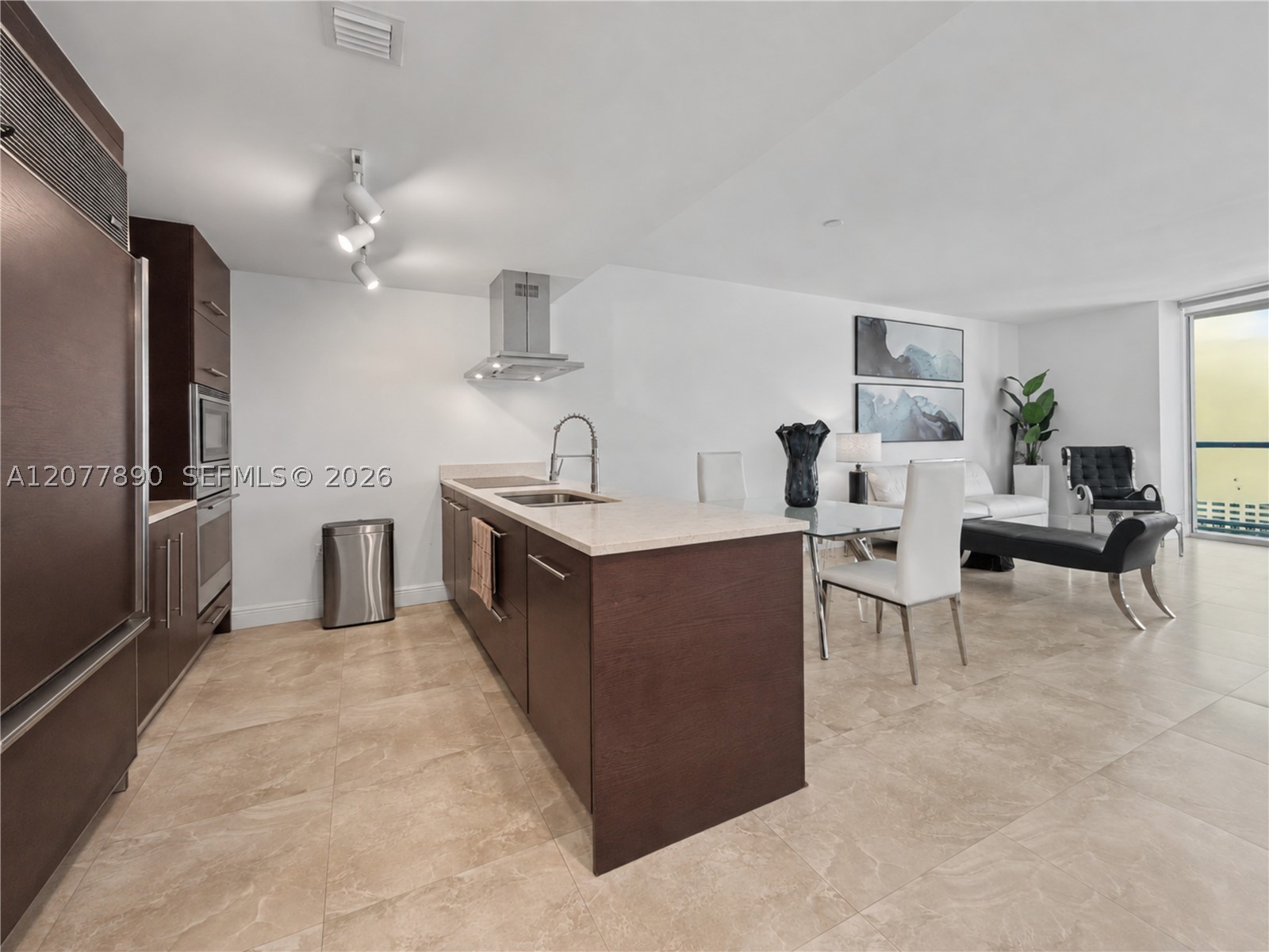 image Icon Brickell II4