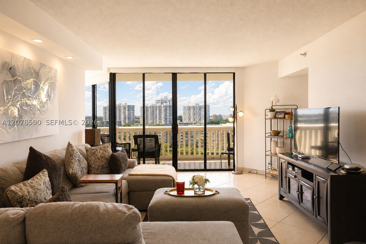 1000 W Island Blvd #1010