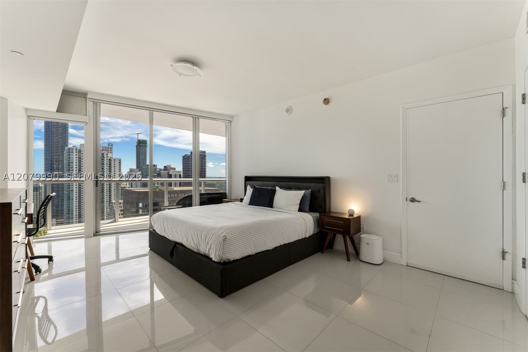 image Icon Brickell II11