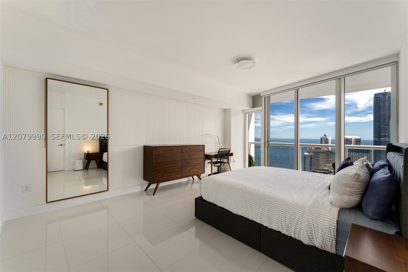 image Icon Brickell II3