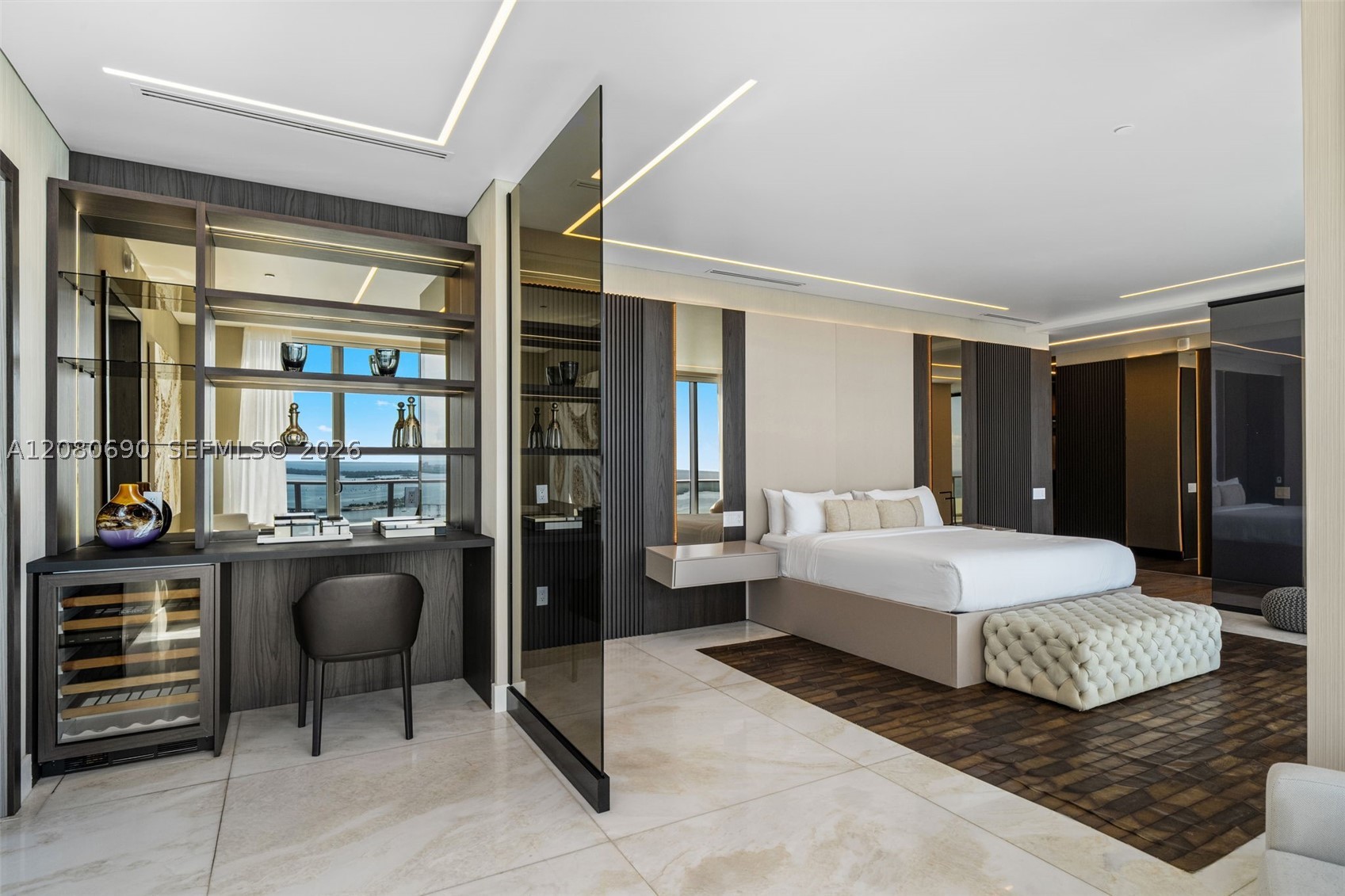 1300 Brickell Bay Dr #PH4400 Miami, FL 33131