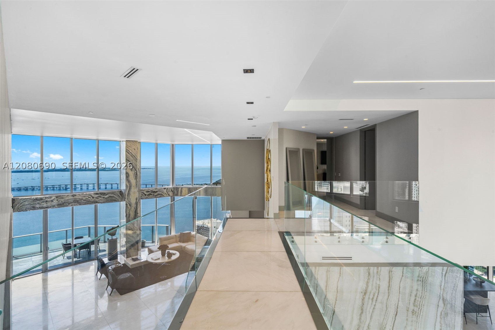 1300 Brickell Bay Dr #PH4400 Miami, FL 33131