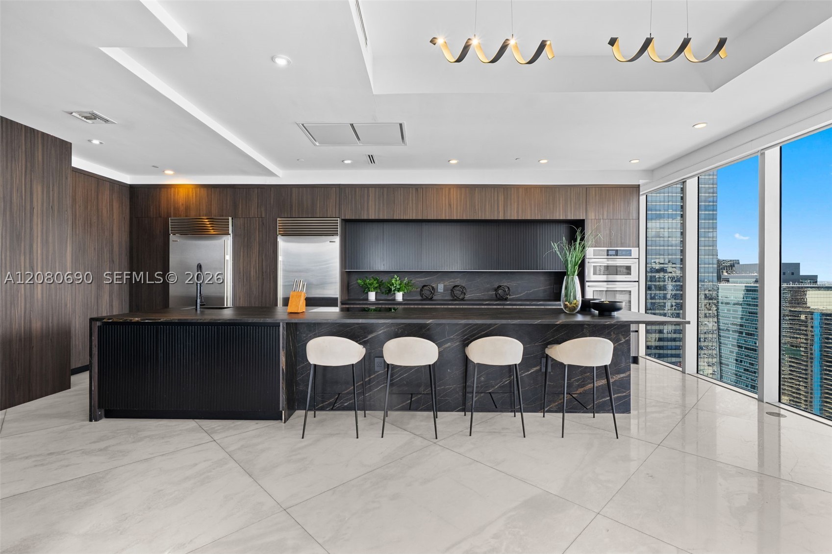 1300 Brickell Bay Dr #PH4400 Miami, FL 33131