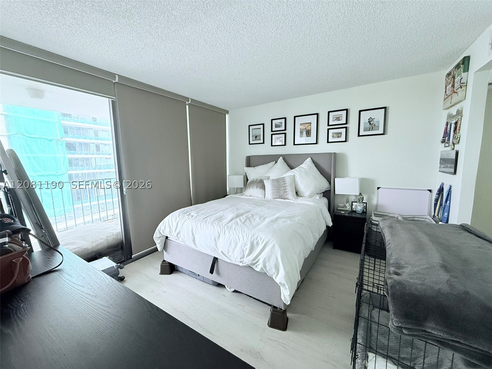 image Brickell Place I10