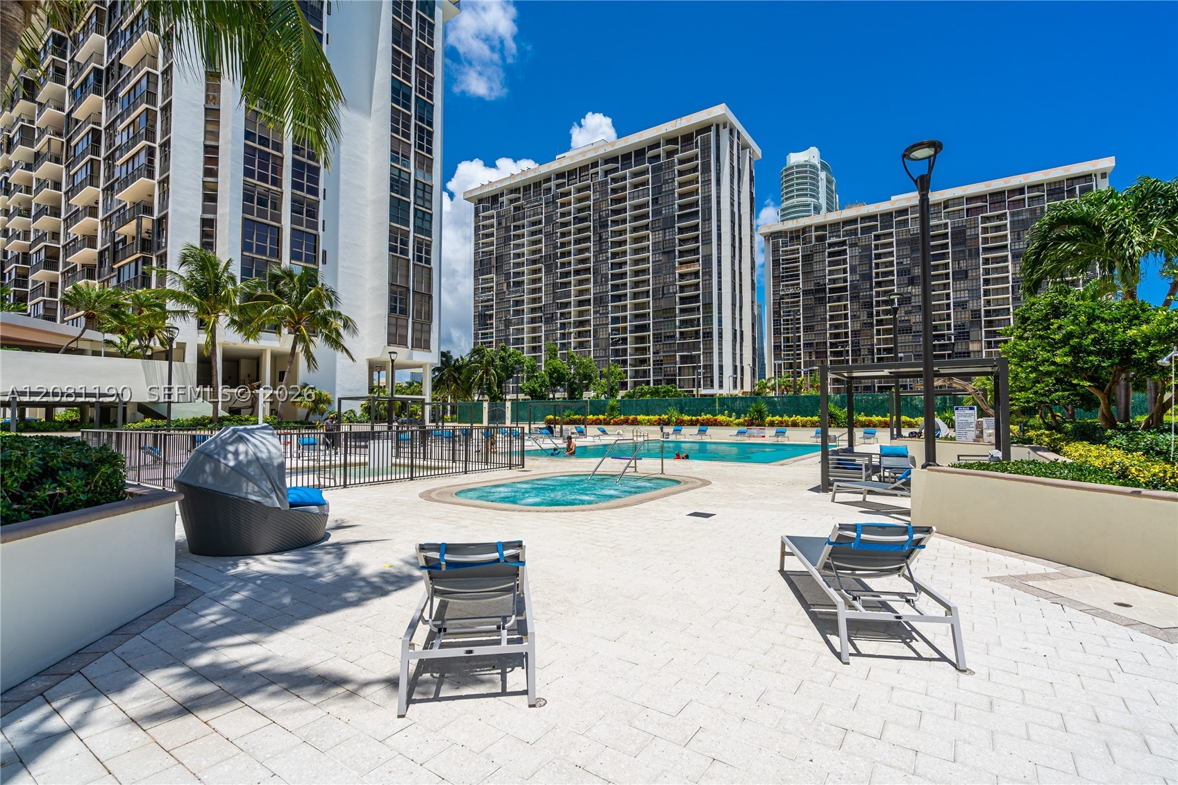 image Brickell Place I19