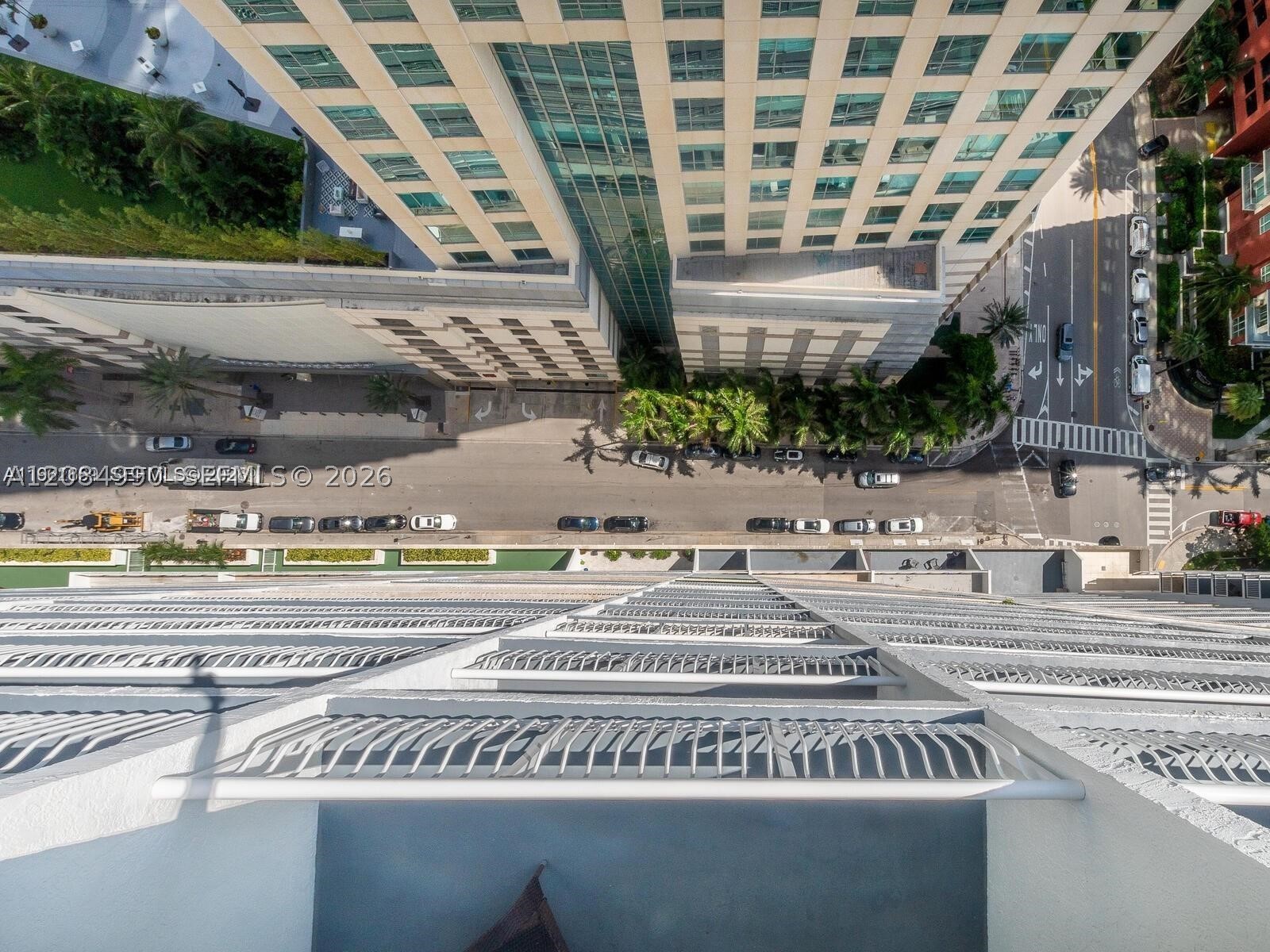 image The Club at Brickell Bay22