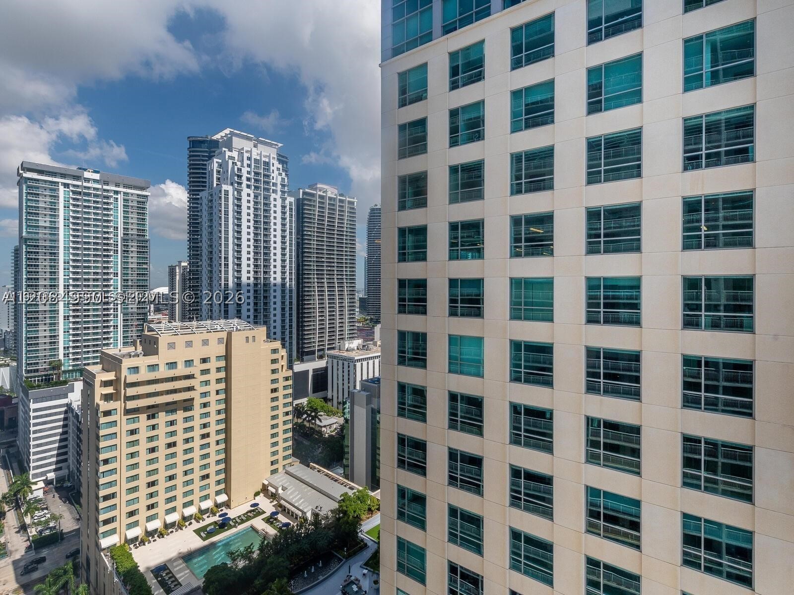 image The Club at Brickell Bay23