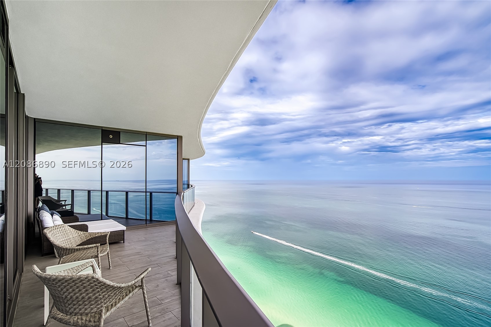 15701 Collins Ave #4603