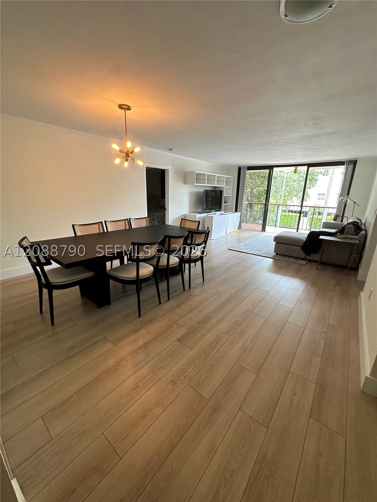 55 Ocean Ln Dr #2028