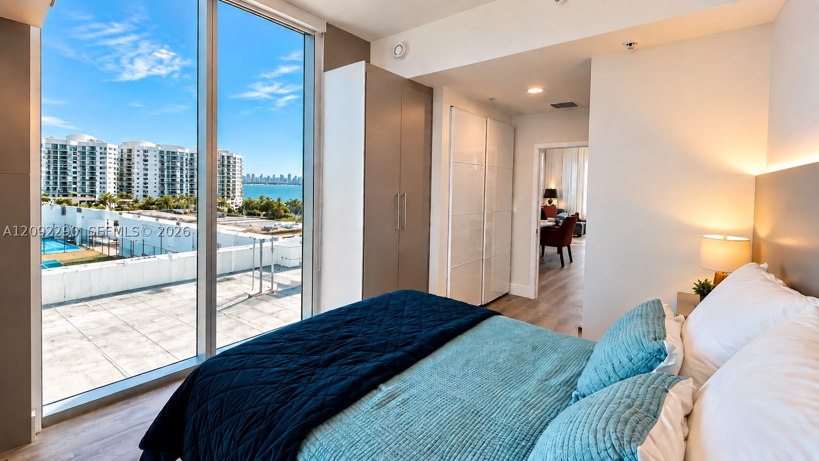 image Eloquence on the Bay15