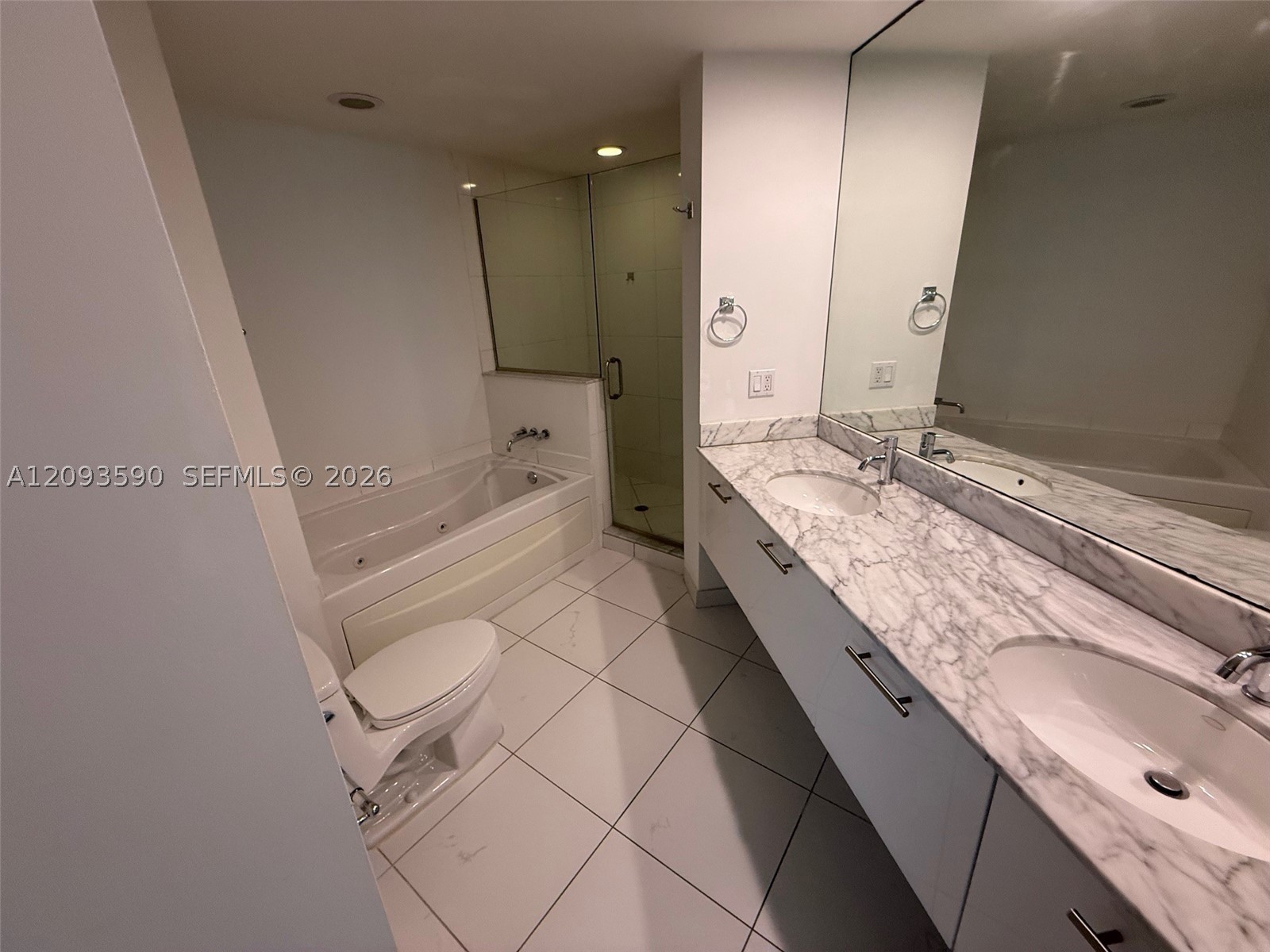 image 500 Brickell West12