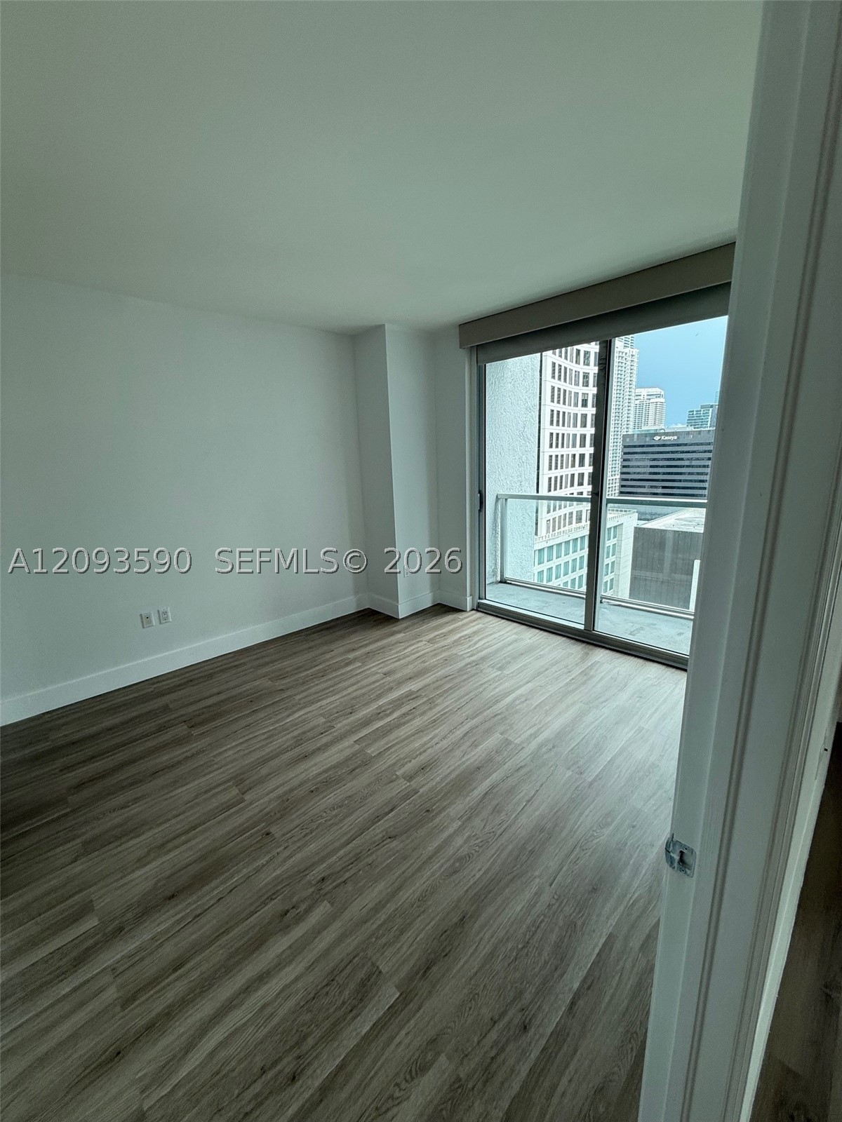 image 500 Brickell West13