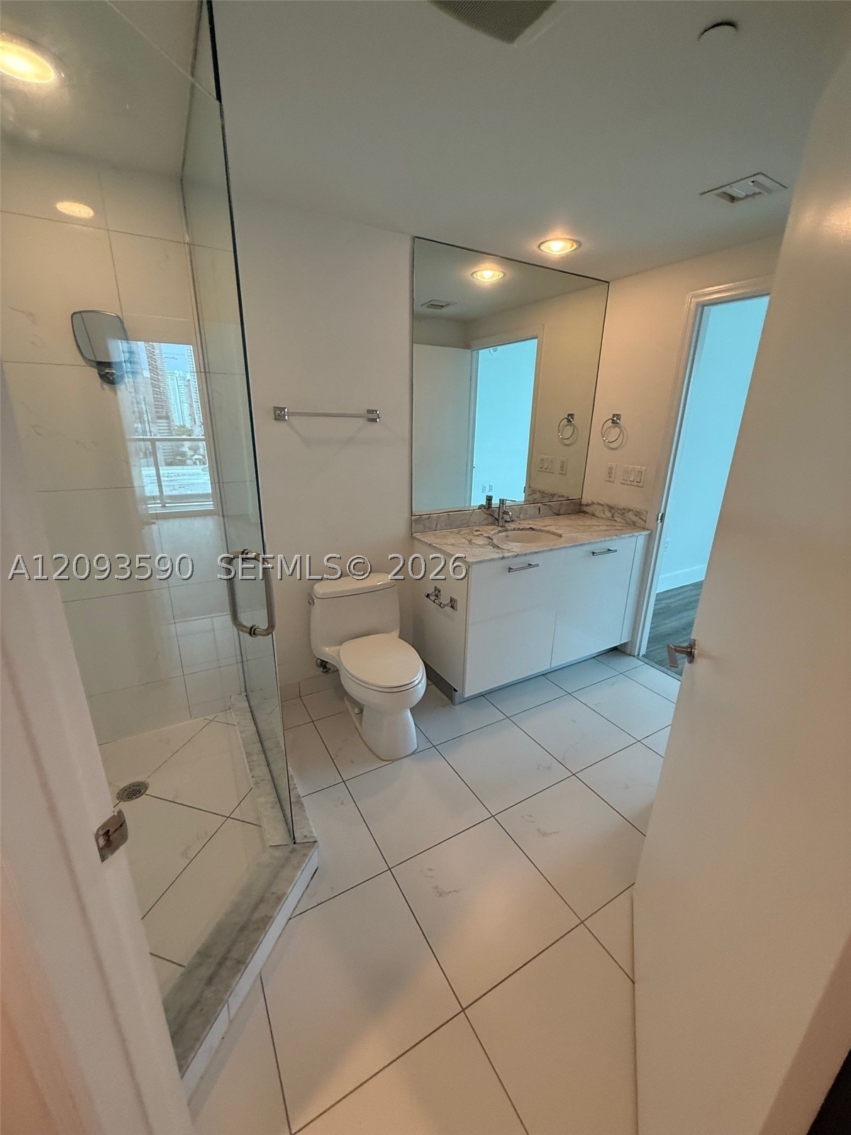 image 500 Brickell West15