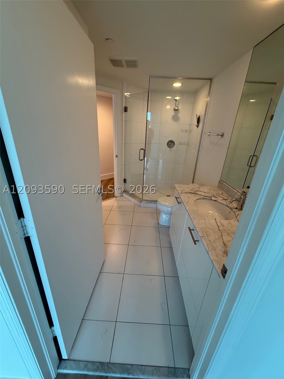 image 500 Brickell West16