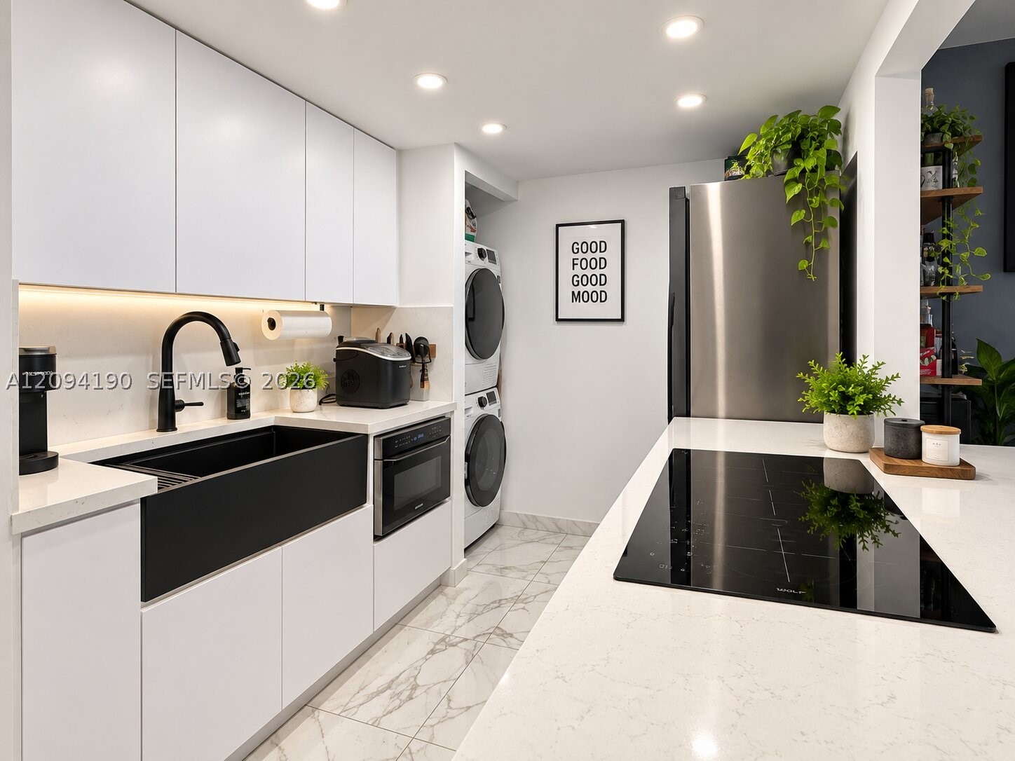 image Brickell Key One10
