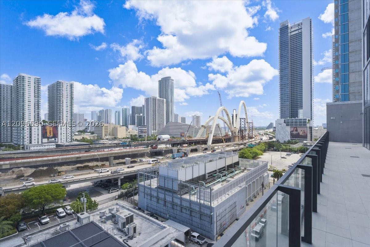 image E11EVEN Hotel & Residences28