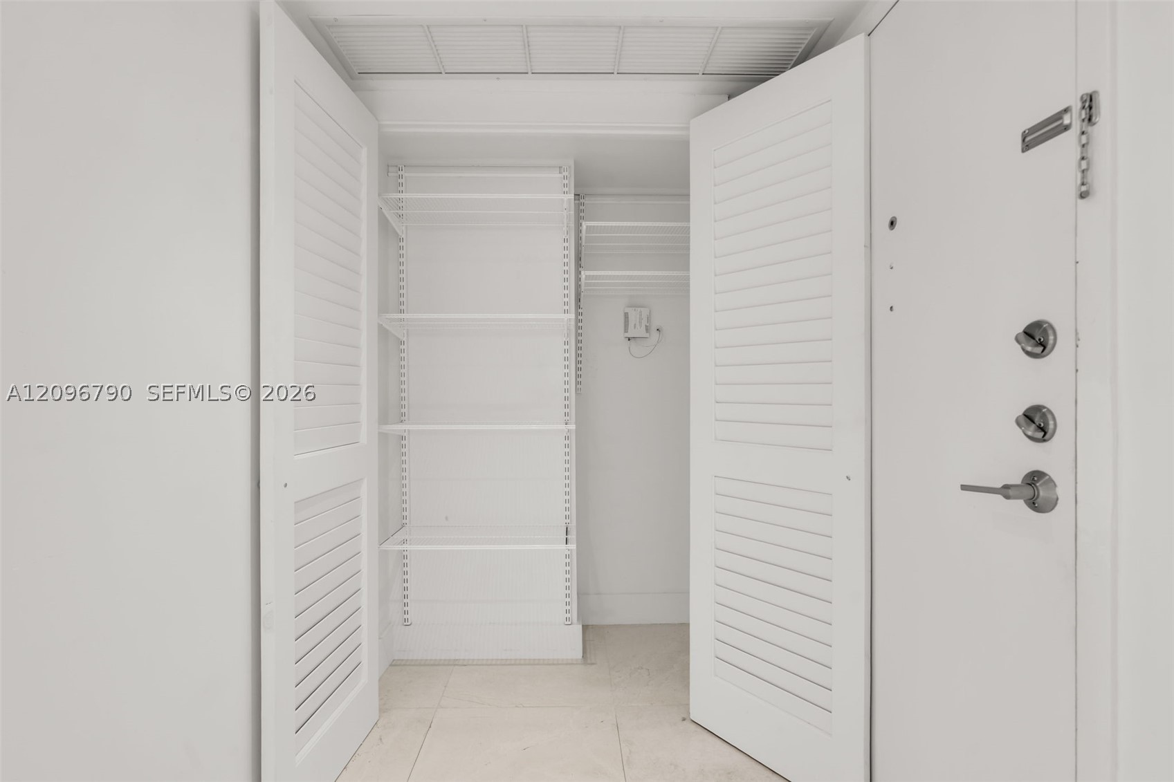 image Brickell Bay Club17