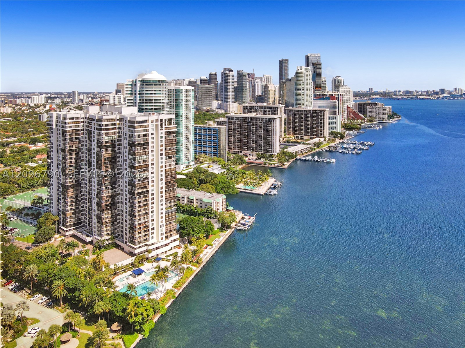 image Brickell Bay Club29