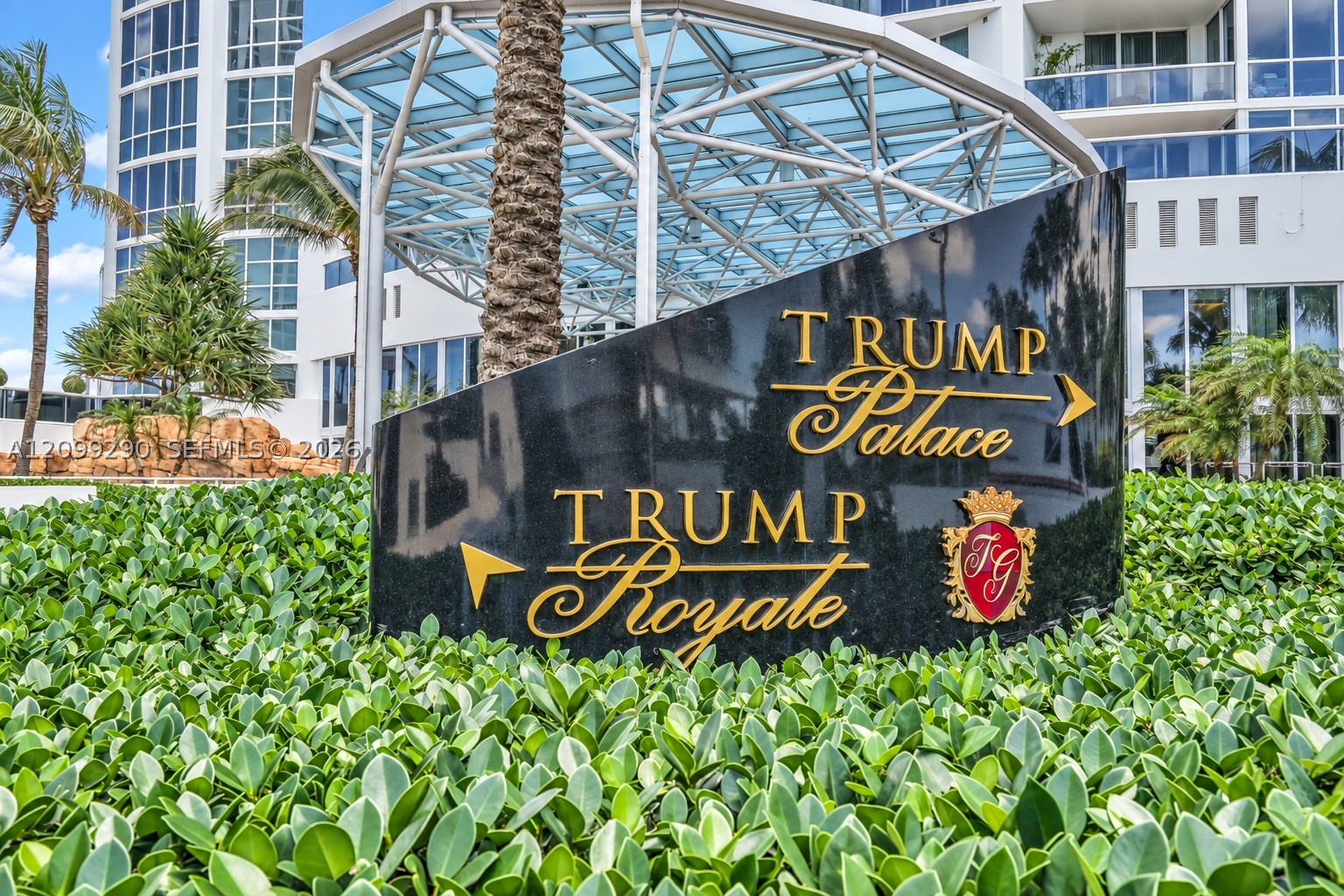 image Trump Palace36