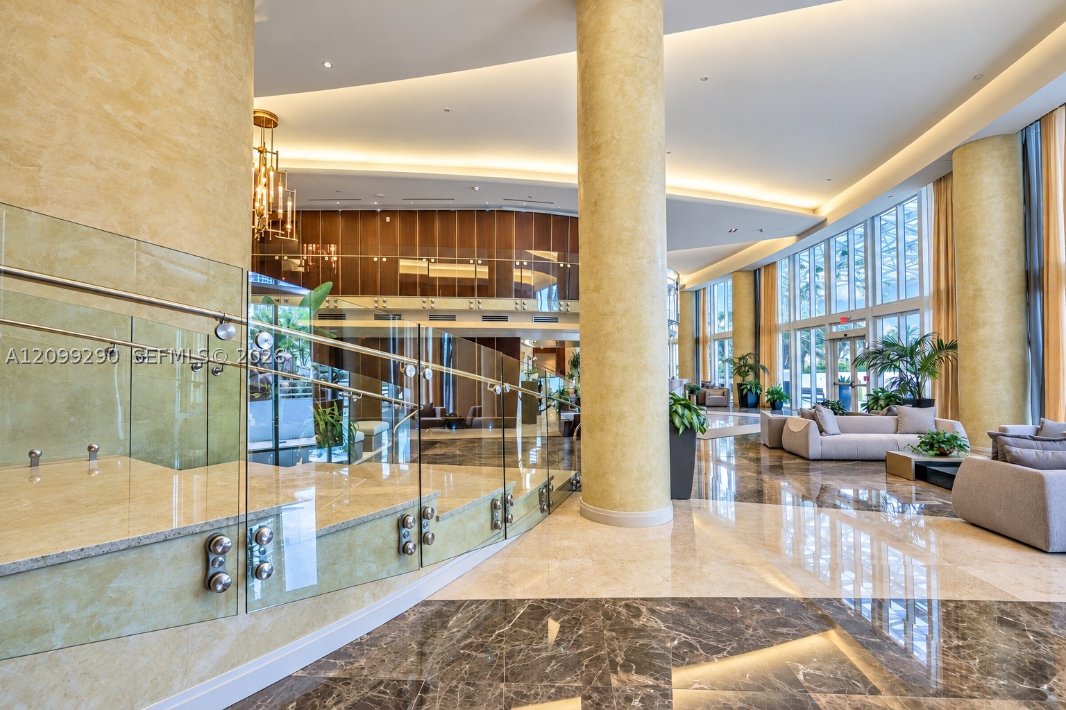 image Trump Palace37