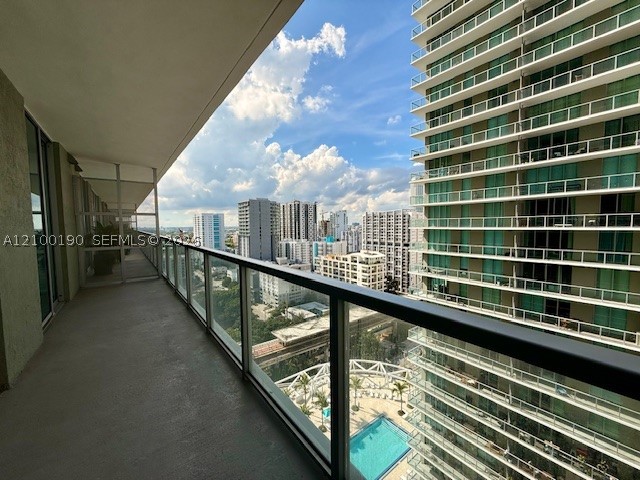 image Axis on Brickell South7