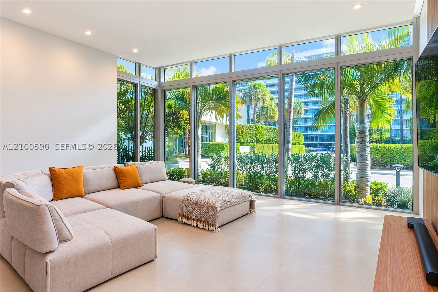 110 Reef Ln #10 Key Biscayne, FL 33149