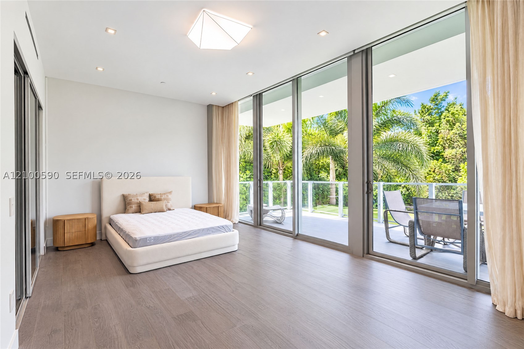 110 Reef Ln #10 Key Biscayne, FL 33149