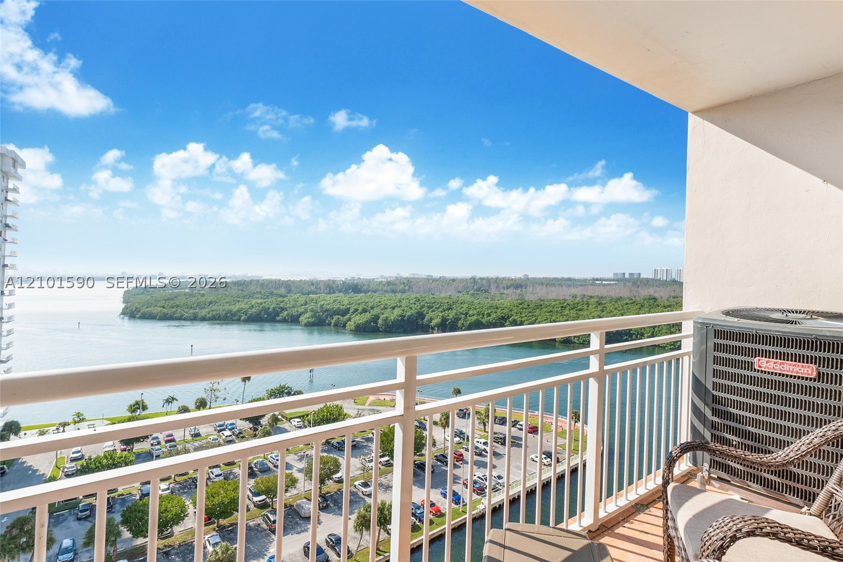 400 Kings Pt Dr #1502
