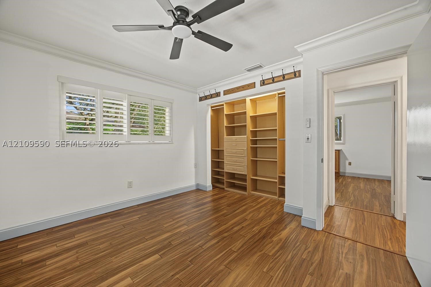 7715 SW 122nd St Pinecrest, FL 33156
