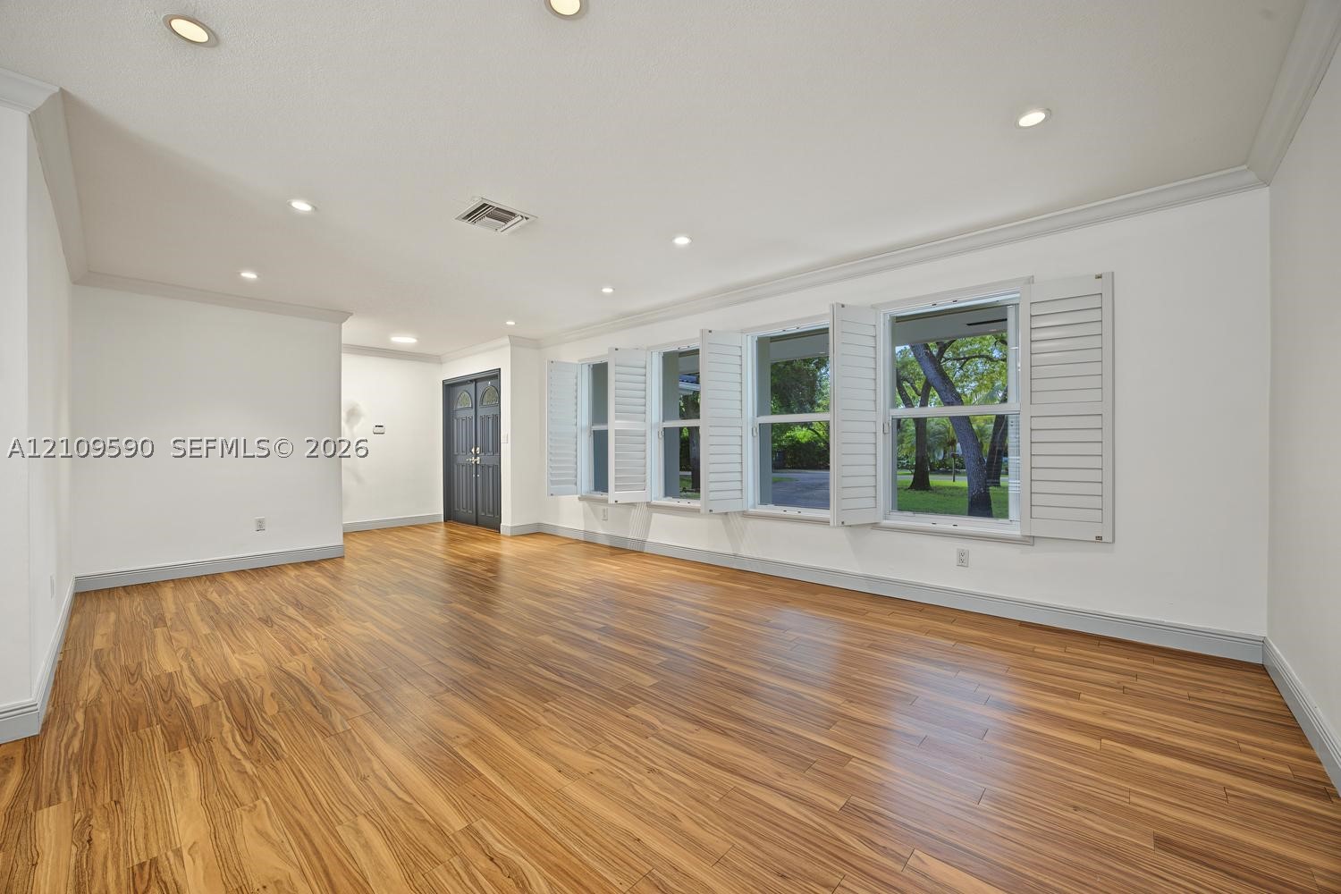 7715 SW 122nd St Pinecrest, FL 33156