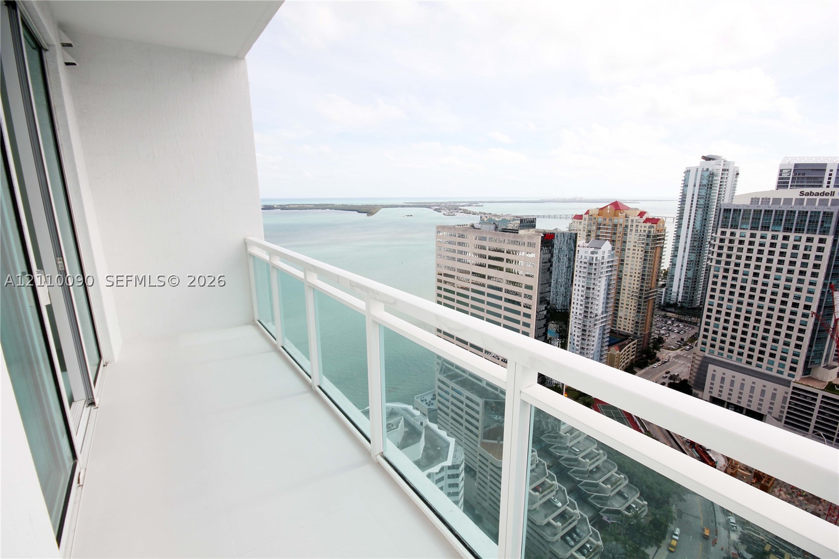 950 Brickell Bay Dr #4109 Miami, FL 33131