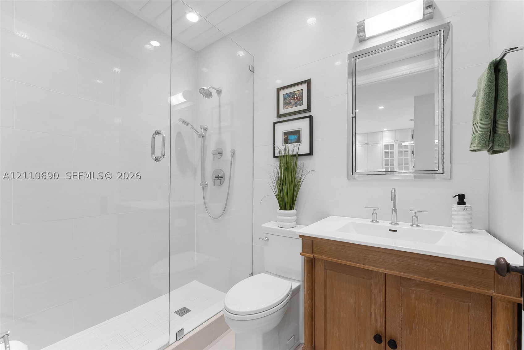 2720 NE 15th St #201 Fort Lauderdale, FL 33304