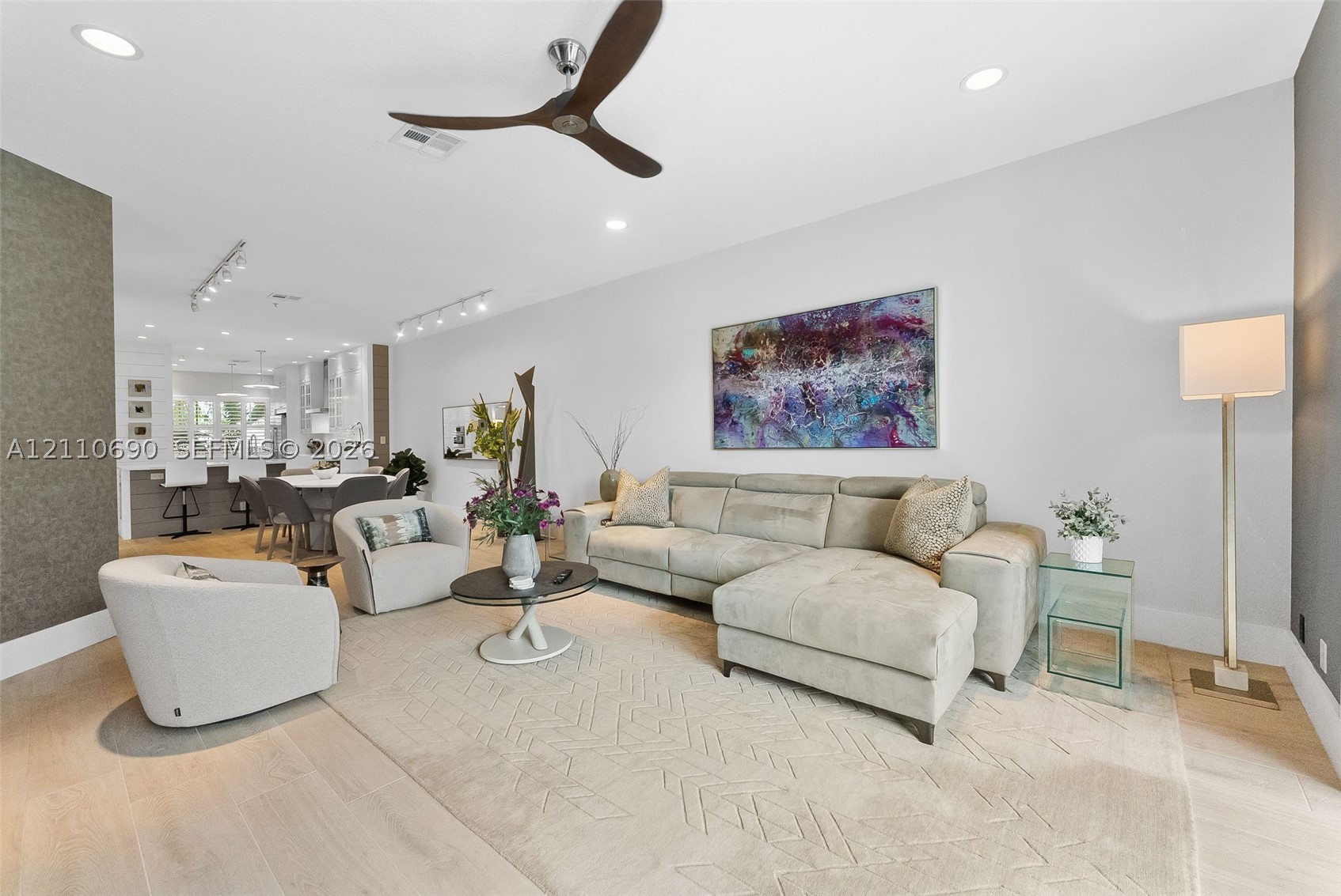 2720 NE 15th St #201 Fort Lauderdale, FL 33304