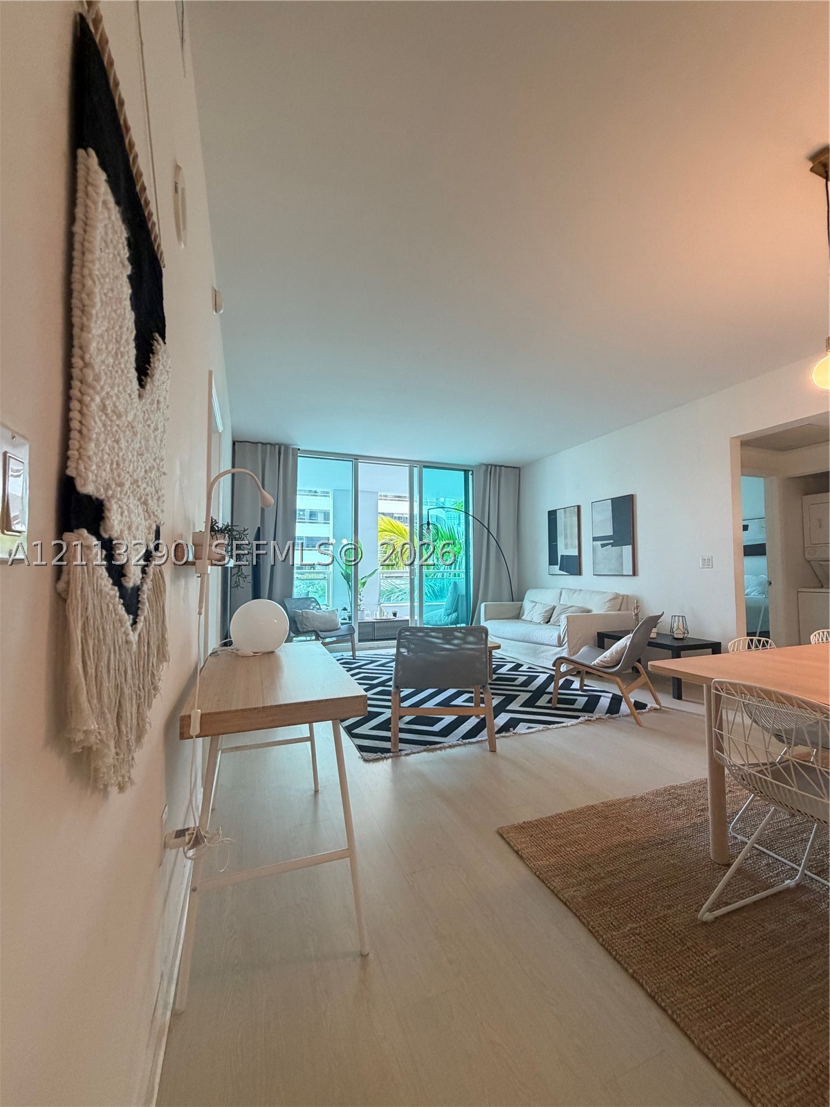 951 Brickell Ave #405