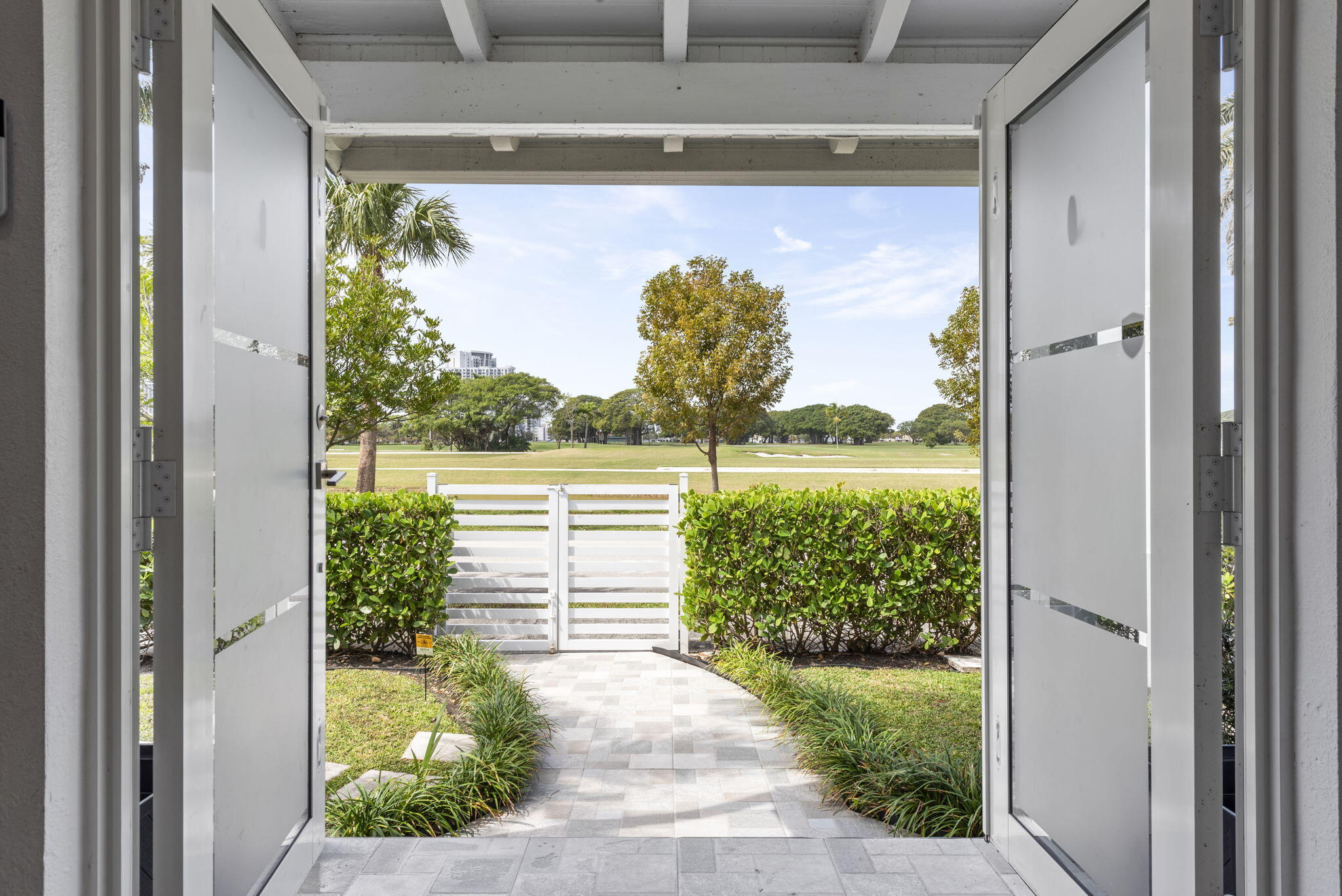 409 N 14th Hollywood, FL 33020