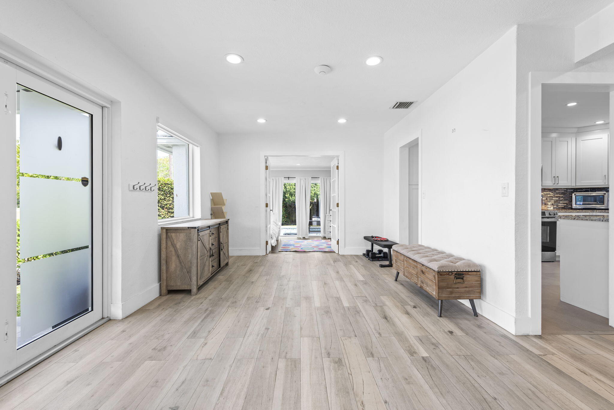 409 N 14th Hollywood, FL 33020