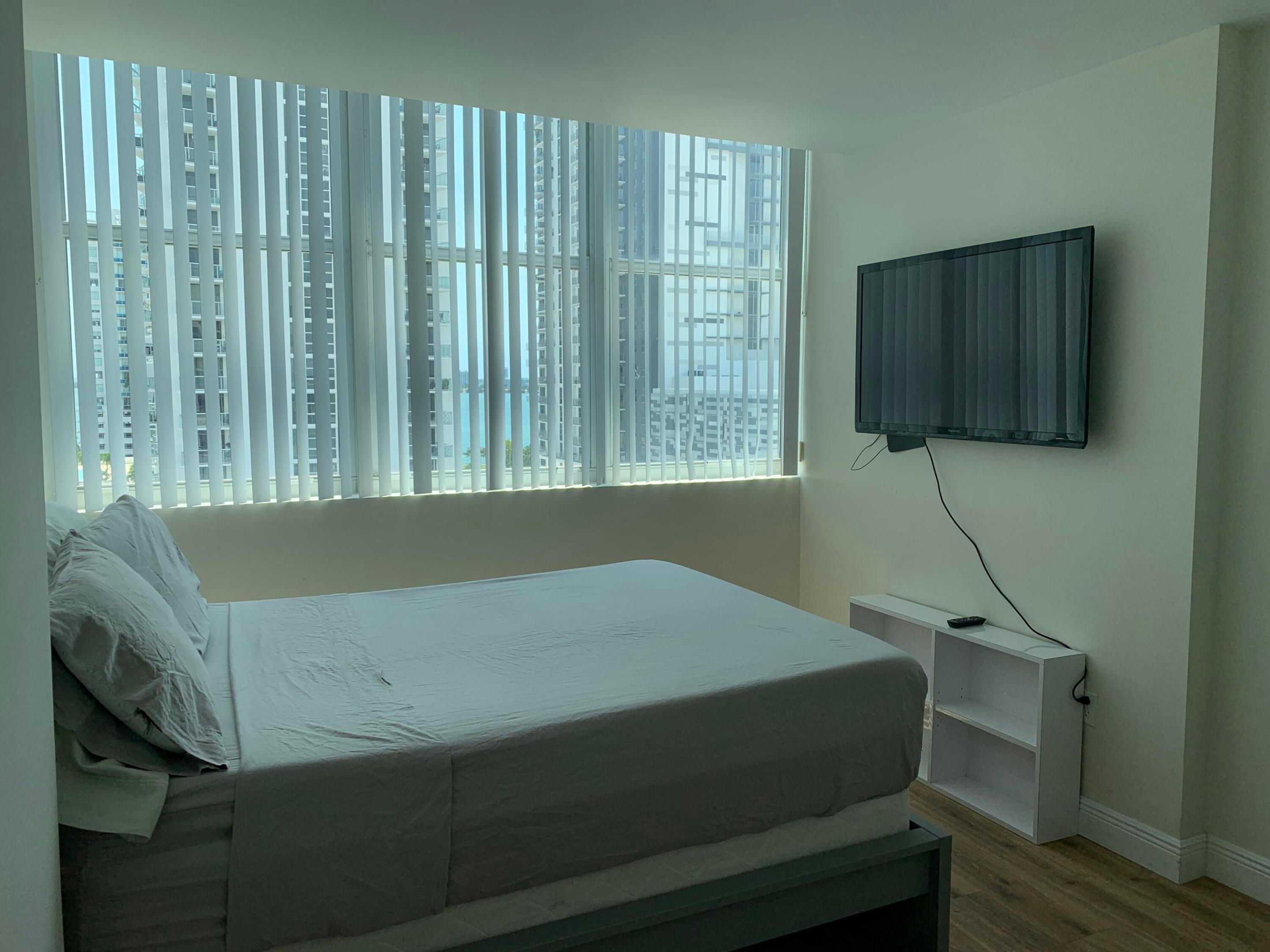 2200 NE 4th #805 Miami, FL 33137