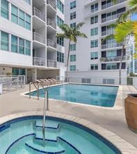 2200 NE 4th #805 Miami, FL 33137