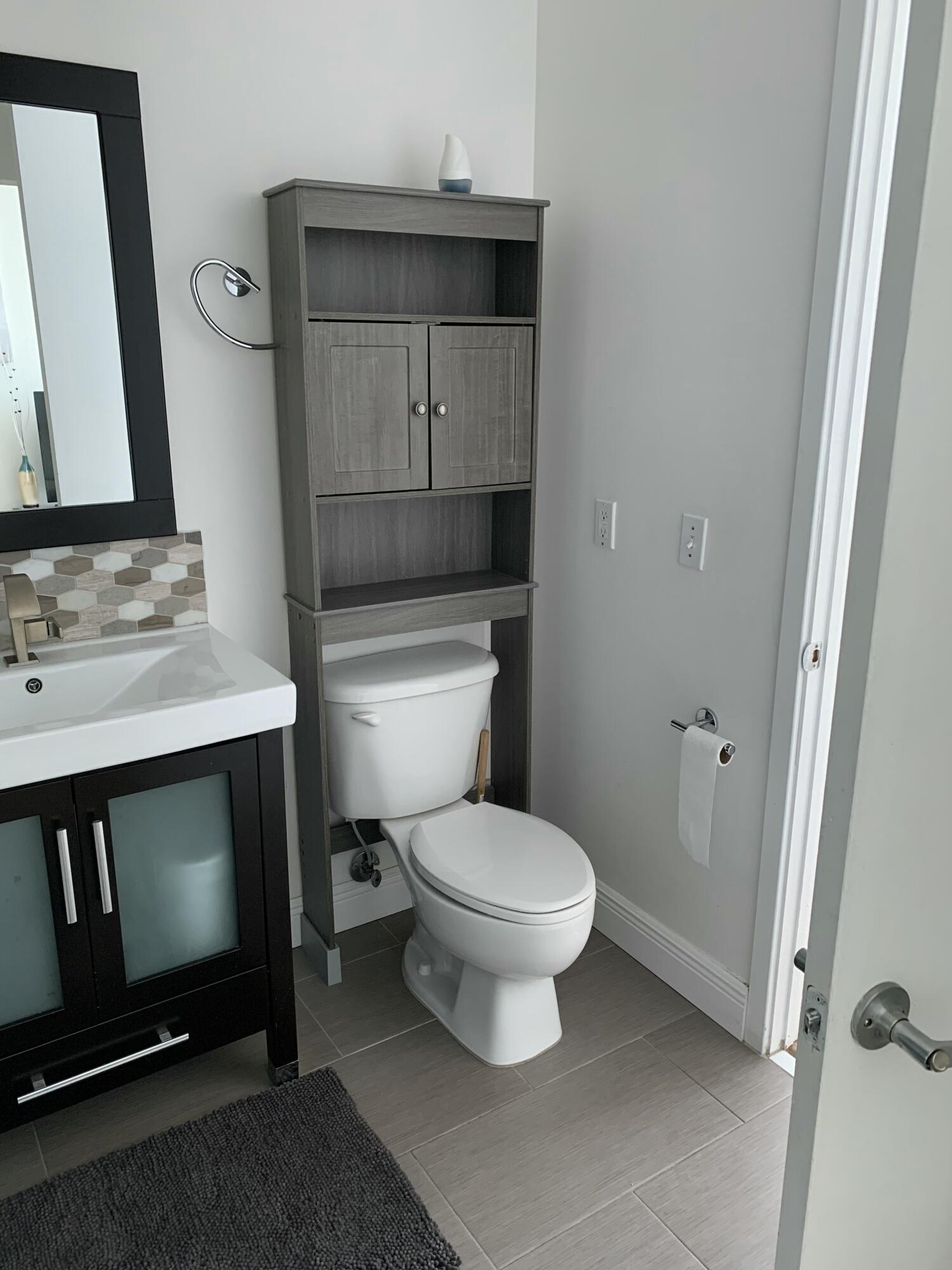 2200 NE 4th #805 Miami, FL 33137