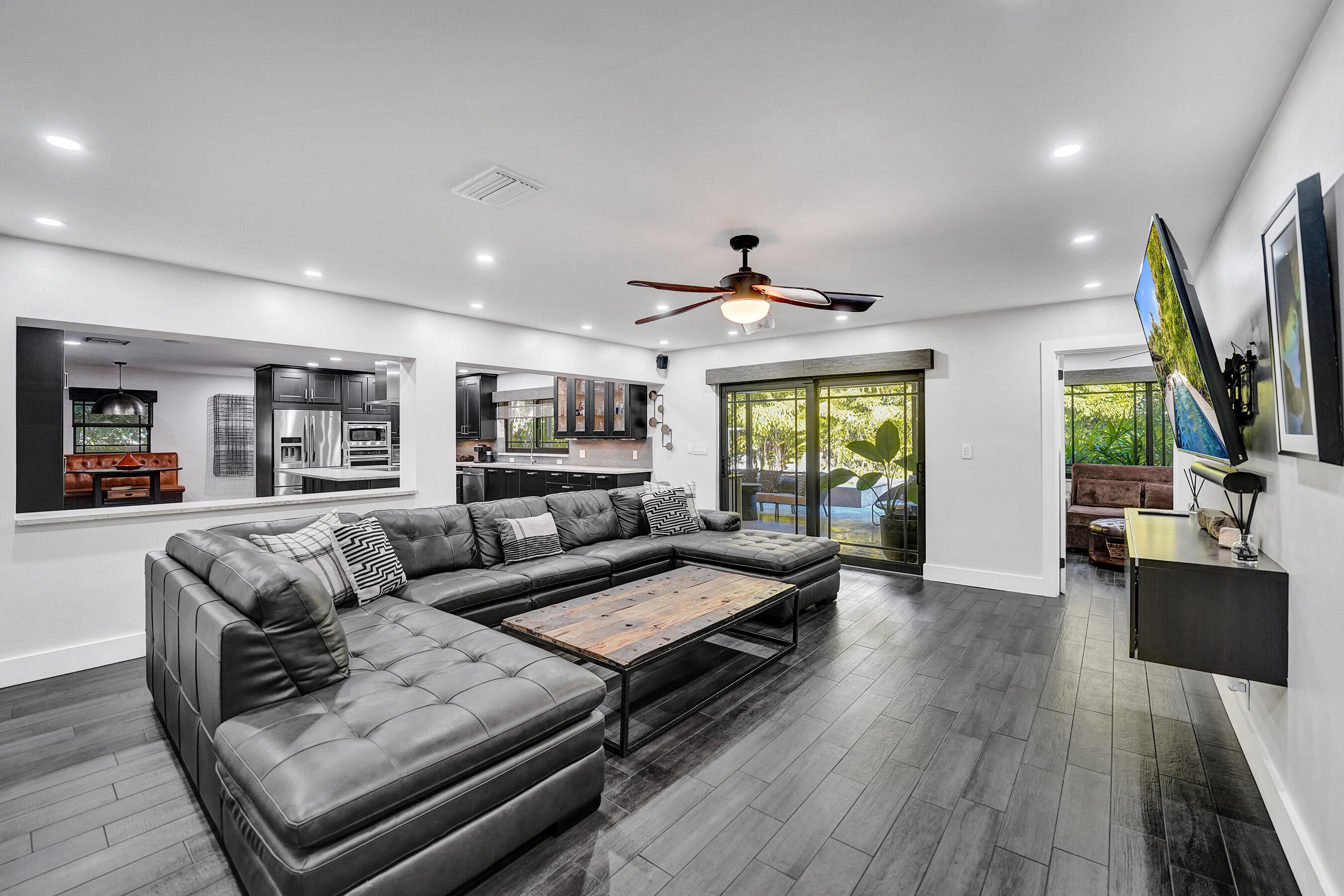 2309 NE 12th Fort Lauderdale, FL 33304