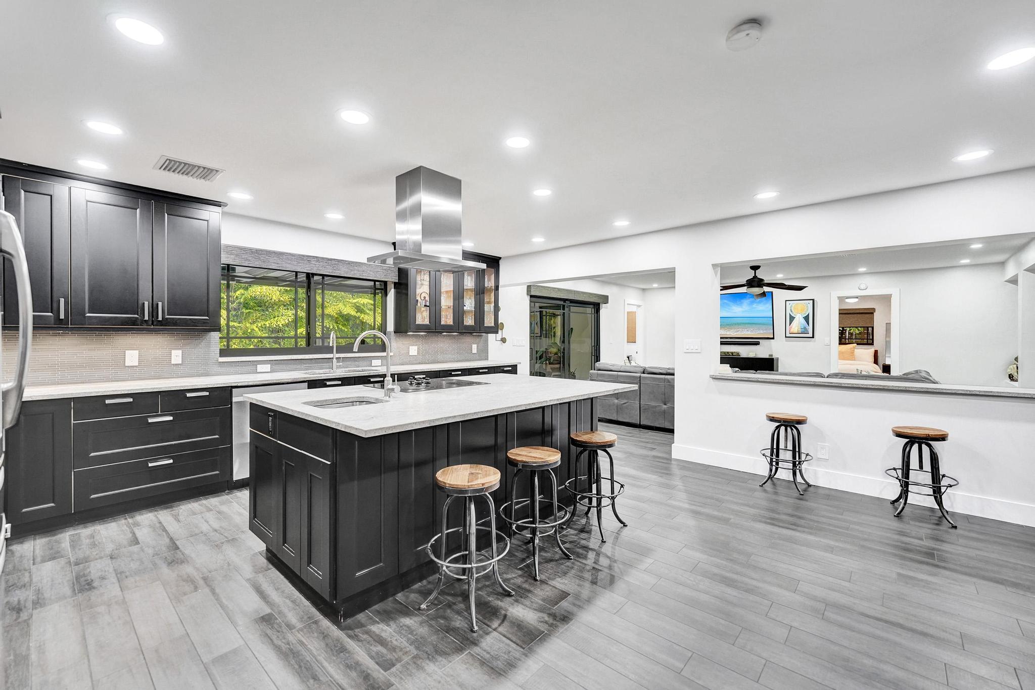 2309 NE 12th Fort Lauderdale, FL 33304