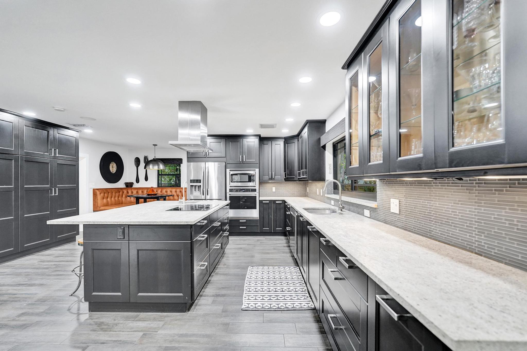 2309 NE 12th Fort Lauderdale, FL 33304