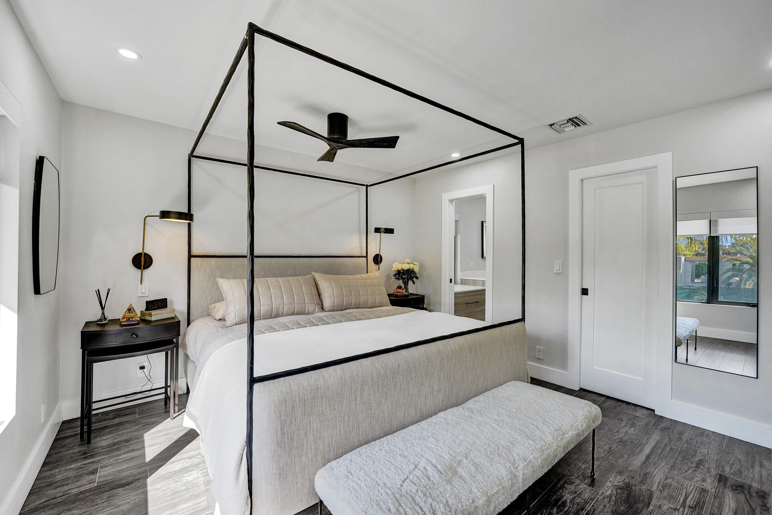 2309 NE 12th Fort Lauderdale, FL 33304