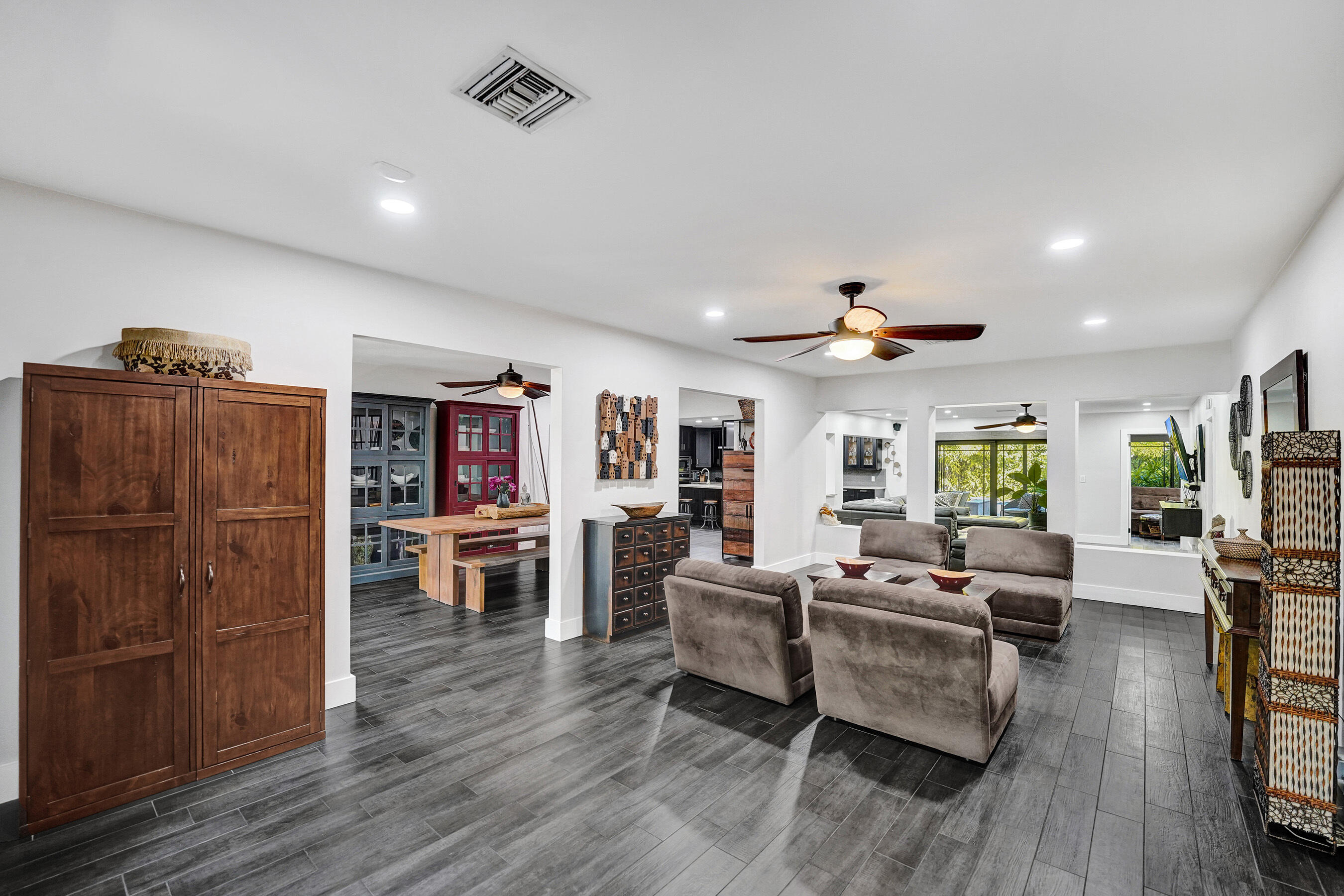 2309 NE 12th Fort Lauderdale, FL 33304