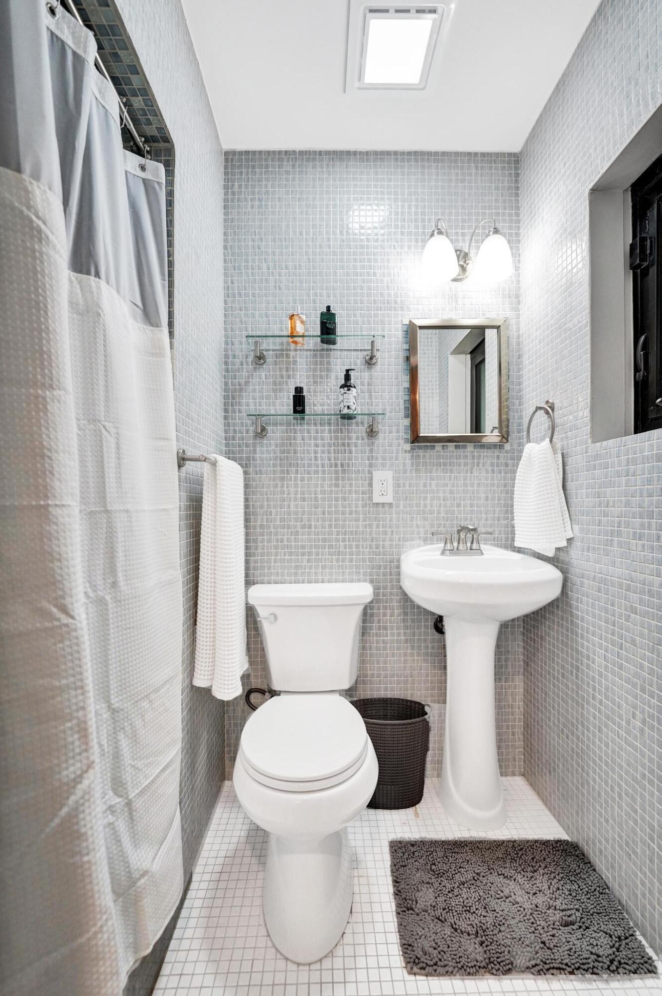 2309 NE 12th Fort Lauderdale, FL 33304